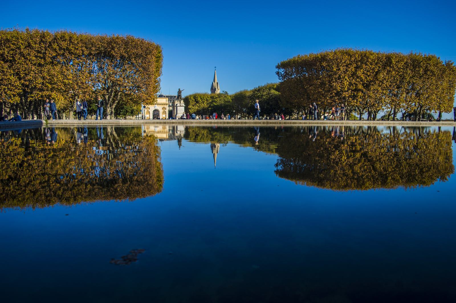 Autumn on the still water